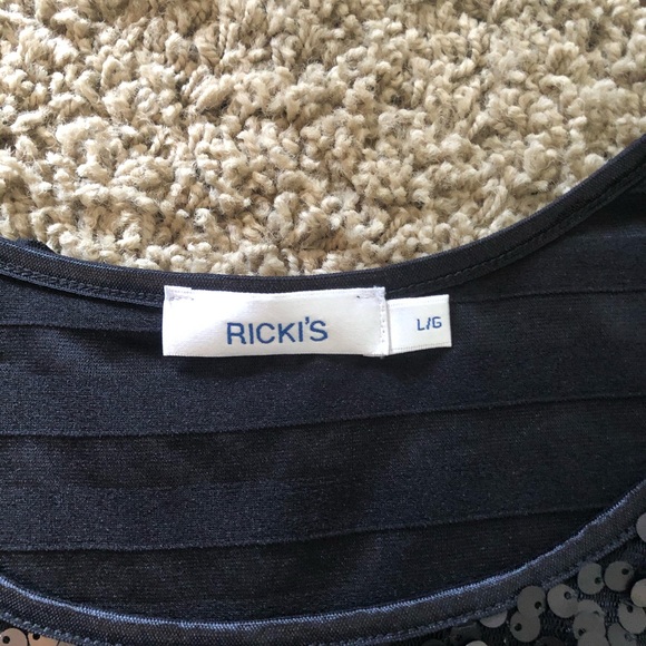 Ricki’s Tank Top - Picture 4 of 6